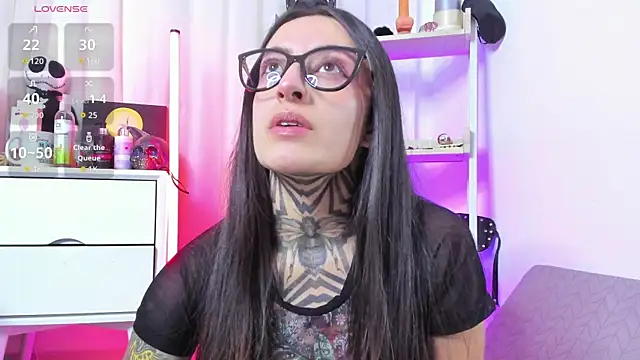 SAMANTHA DM online show from September 15, 2:06 pm