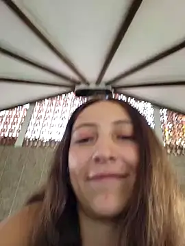 VickyHoult online show from December 22, 8:47 pm