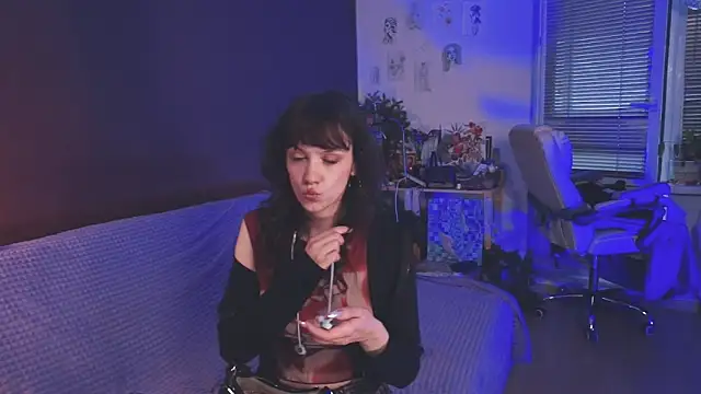 Snapshot of juby_yuby chatting on March 6, 1:35 pm juby yuby online show from March 6, 1:35 pm
