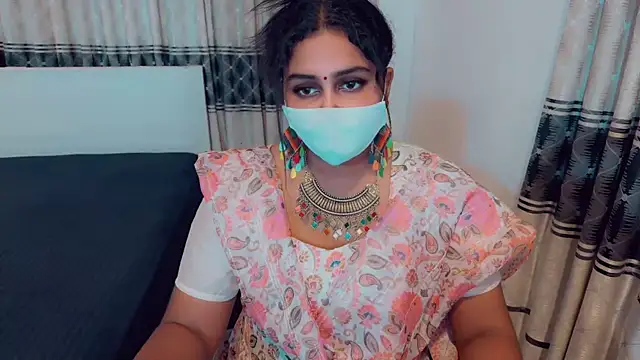 Snapshot of SonY_CaM chatting on December 18, 4:57 pm SonY CaM online show from December 18, 4:57 pm