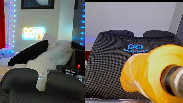 Snapshot of DesereaRose chatting on November 11, 4:01 am DesereaRose online show from November 11, 4:01 am