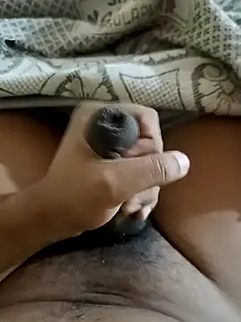 Snapshot of Deluxe_dick chatting on October 17, 1:14 pm Deluxe dick online show from October 17, 1:14 pm