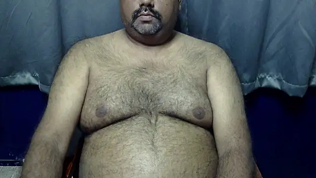 Snapshot of hairysubcub_70 chatting on February 6, 5:16 pm hairysubcub 70 online show from February 6, 5:16 pm