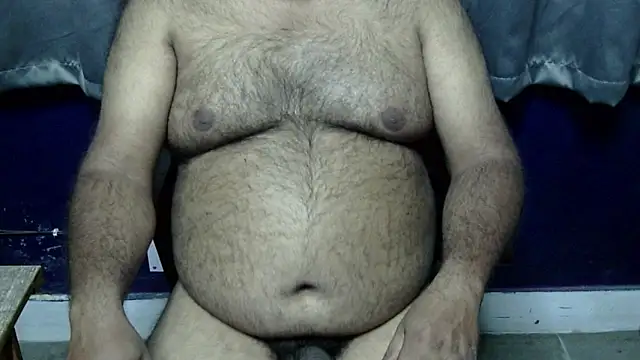 Snapshot of hairysubcub_70 chatting on February 14, 4:26 pm hairysubcub 70 online show from February 14, 4:26 pm