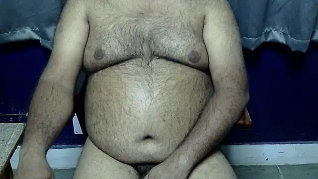 Snapshot of hairysubcub_70 chatting on February 18, 6:59 pm hairysubcub 70 online show from February 18, 6:59 pm