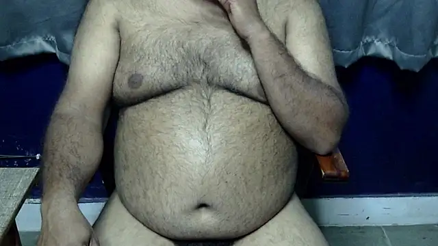 Snapshot of hairysubcub_70 chatting on February 22, 6:50 pm hairysubcub 70 online show from February 22, 6:50 pm