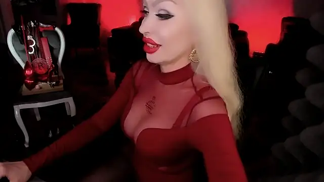Snapshot of GreedyFinDom chatting on September 19, 4:07 pm GreedyFinDom online show from September 19, 4:07 pm