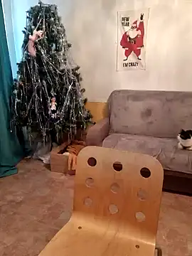 Snapshot of LazyTanukii chatting on December 18, 3:58 am LazyTanukii online show from December 18, 3:58 am