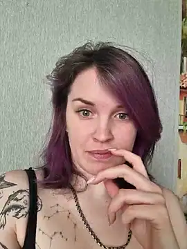 Snapshot of LazyTanukii chatting on March 11, 12:06 pm LazyTanukii online show from March 11, 12:06 pm