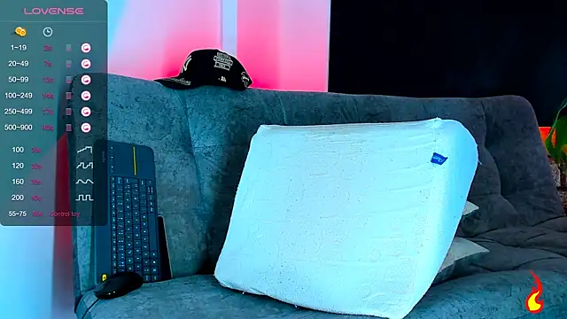 Snapshot of vanegas_luis chatting on January 10, 3:16 pm vanegas luis online show from January 10, 3:16 pm