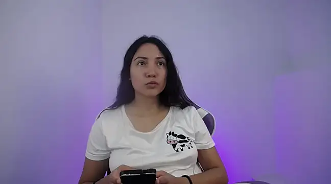 cutie and slutty online show from January 28, 12:05 am