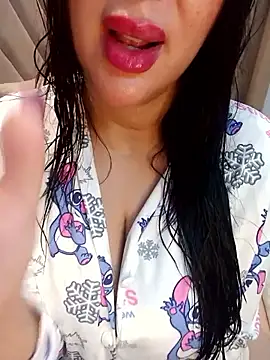 Snapshot of Queen_sousou chatting on November 16, 1:39 pm Queen sousou online show from November 16, 1:39 pm