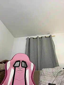 Snapshot of Vane_Rossee chatting on February 18, 2:49 am Vane Rossee online show from February 18, 2:49 am