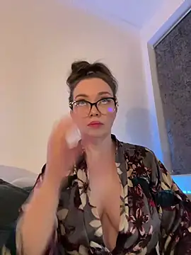 FemDom RubyKnightXXO online show from January 30, 11:24 pm