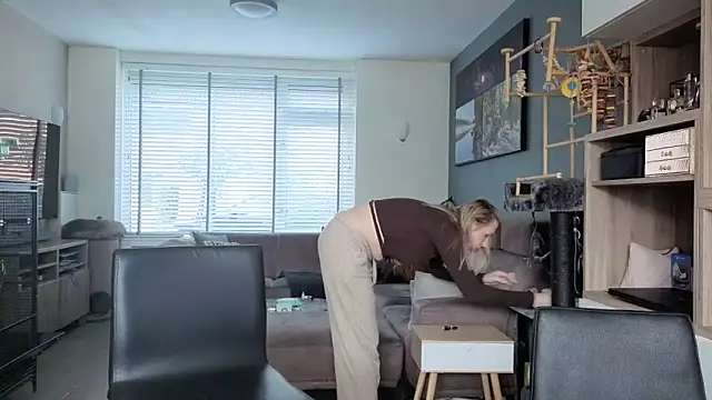 NaomiAndFriends online show from September 24, 8:50 am