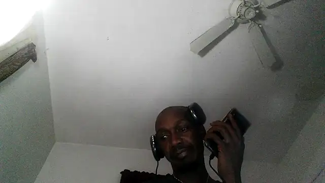 Snapshot of RinsingWood84 chatting on March 6, 5:46 am RinsingWood84 online show from March 6, 5:46 am