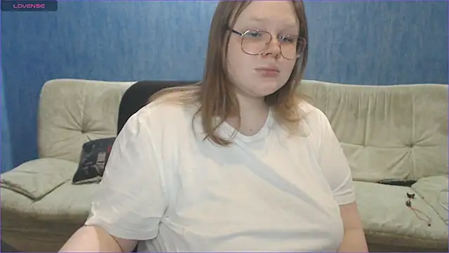 Touch me more please online show from March 12, 8:41 pm