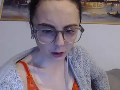 cleophee online show from February 5, 6:46 am