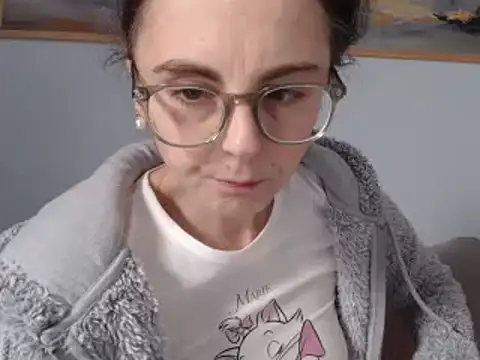 cleophee online show from February 9, 10:31 am