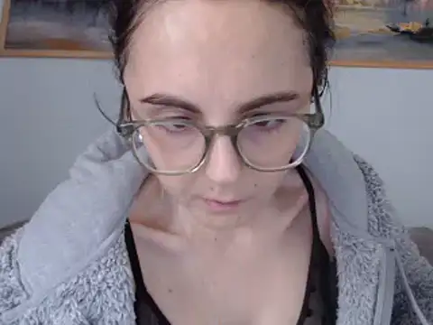 cleophee online show from February 10, 9:58 am