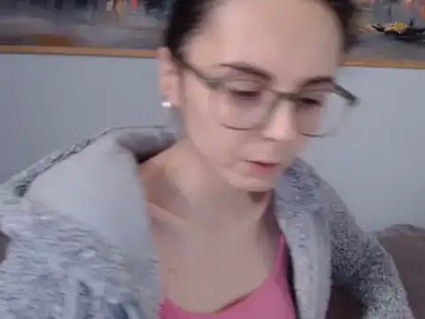 cleophee online show from February 12, 9:52 am