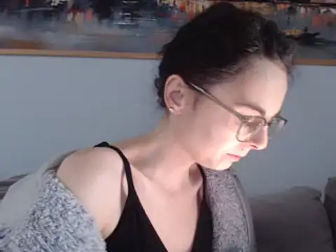 cleophee online show from March 4, 12:33 pm