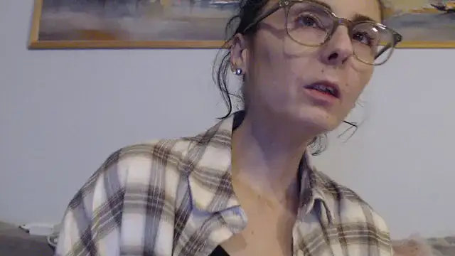 cleophee online show from December 4, 6:55 am