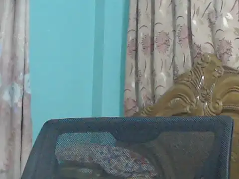 NancyRuvi online show from November 21, 4:38 pm