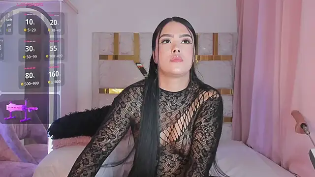 sophy champagne online show from November 13, 1:15 am