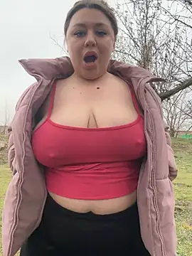 Snapshot of Sara_Slow chatting on December 28, 1:17 pm Sara Slow online show from December 28, 1:17 pm