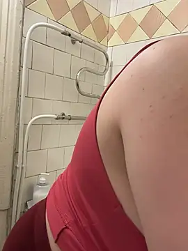 Snapshot of Sara_Slow chatting on January 26, 10:35 pm Sara Slow online show from January 26, 10:35 pm