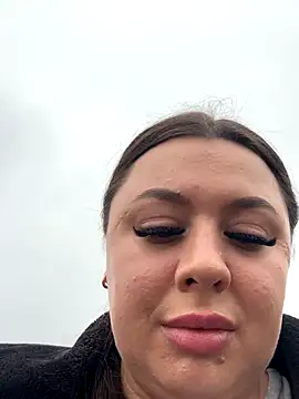 Sara Slow online show from December 21, 12:45 pm