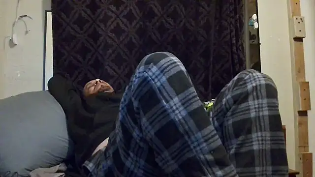 Snapshot of leonar0101 chatting on January 20, 11:24 am leonar0101 online show from January 20, 11:24 am