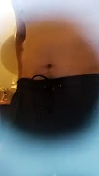 Snapshot of leonar0101 chatting on May 31, 9:38 am leonar0101 online show from May 31, 9:38 am