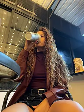 alana15 online show from March 14, 1:05 am