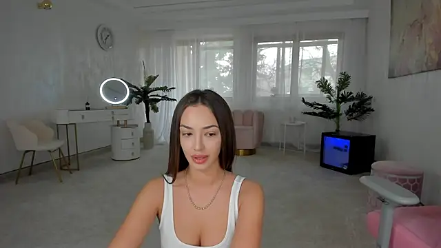 TiffanyHouston  online show from December 22, 7:44 am