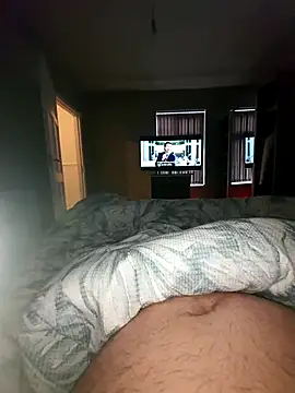 Snapshot of elenaUK chatting on December 23, 9:49 am elenaUK online show from December 23, 9:49 am