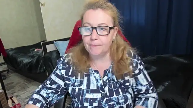 Frau Marta online show from April 17, 1:03 pm