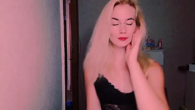 xxxcharismaaa online show from October 13, 7:58 pm