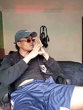 Snapshot of pinedasex777 chatting on November 6, 4:08 pm pinedasex777 online show from November 6, 4:08 pm