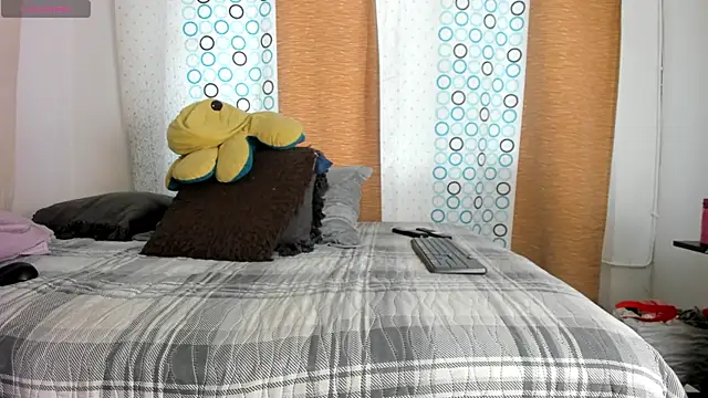 BlowMommy  online show from January 29, 8:56 pm