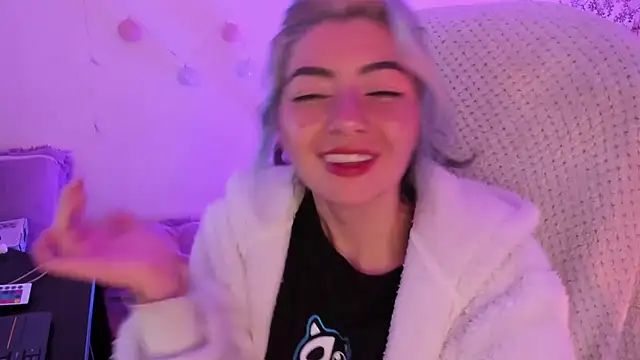 Sammysammy  online show from March 9, 11:56 pm