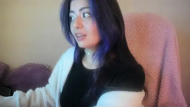 Sammysammy  online show from April 13, 3:01 am