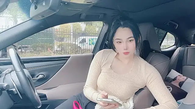 Snapshot of orla2021 chatting on December 25, 12:59 am orla2021 online show from December 25, 12:59 am