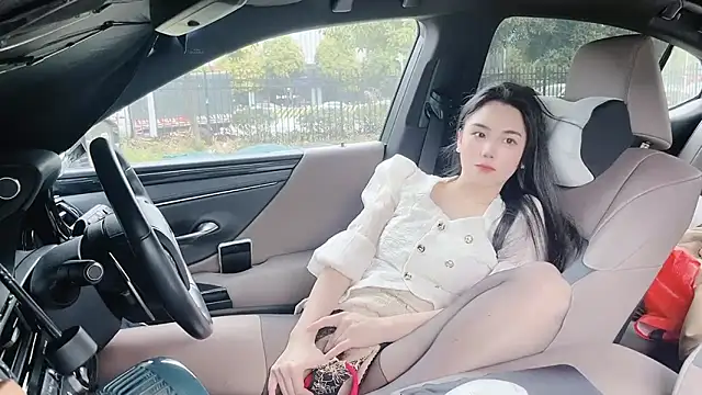 Snapshot of orla2021 chatting on December 26, 6:52 am orla2021 online show from December 26, 6:52 am