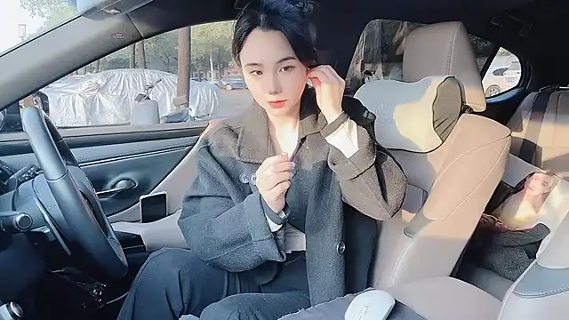 Snapshot of orla2021 chatting on January 8, 12:06 am orla2021 online show from January 8, 12:06 am