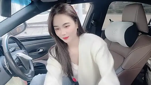 Snapshot of orla2021 chatting on November 15, 12:52 am orla2021 online show from November 15, 12:52 am