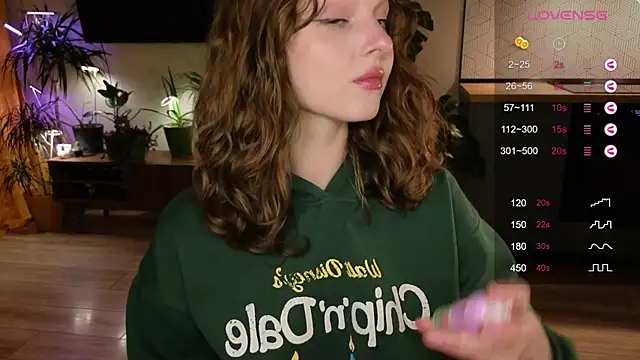 AliceKingsleigh online show from February 27, 6:42 pm