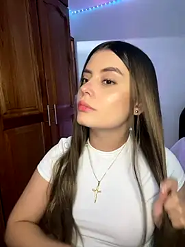 Snapshot of Miss_valeriaa chatting on October 28, 7:49 pm Miss valeriaa online show from October 28, 7:49 pm