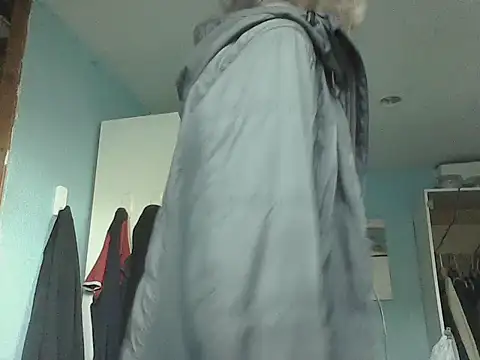 Snapshot of SexyRach75 chatting on October 13, 3:01 pm SexyRach75 online show from October 13, 3:01 pm